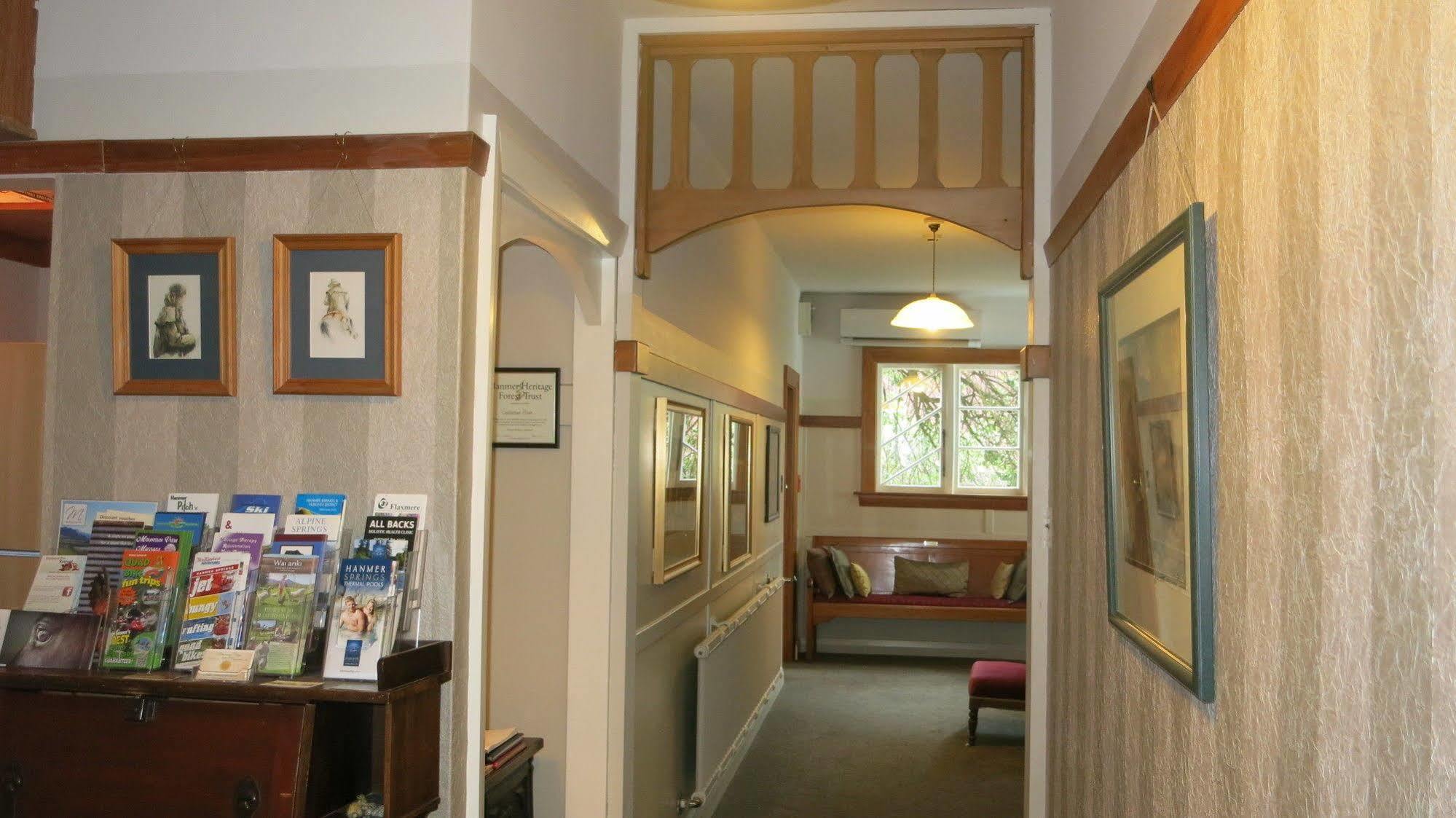 هانمر سبرينغز Cheltenham House المظهر الخارجي الصورة