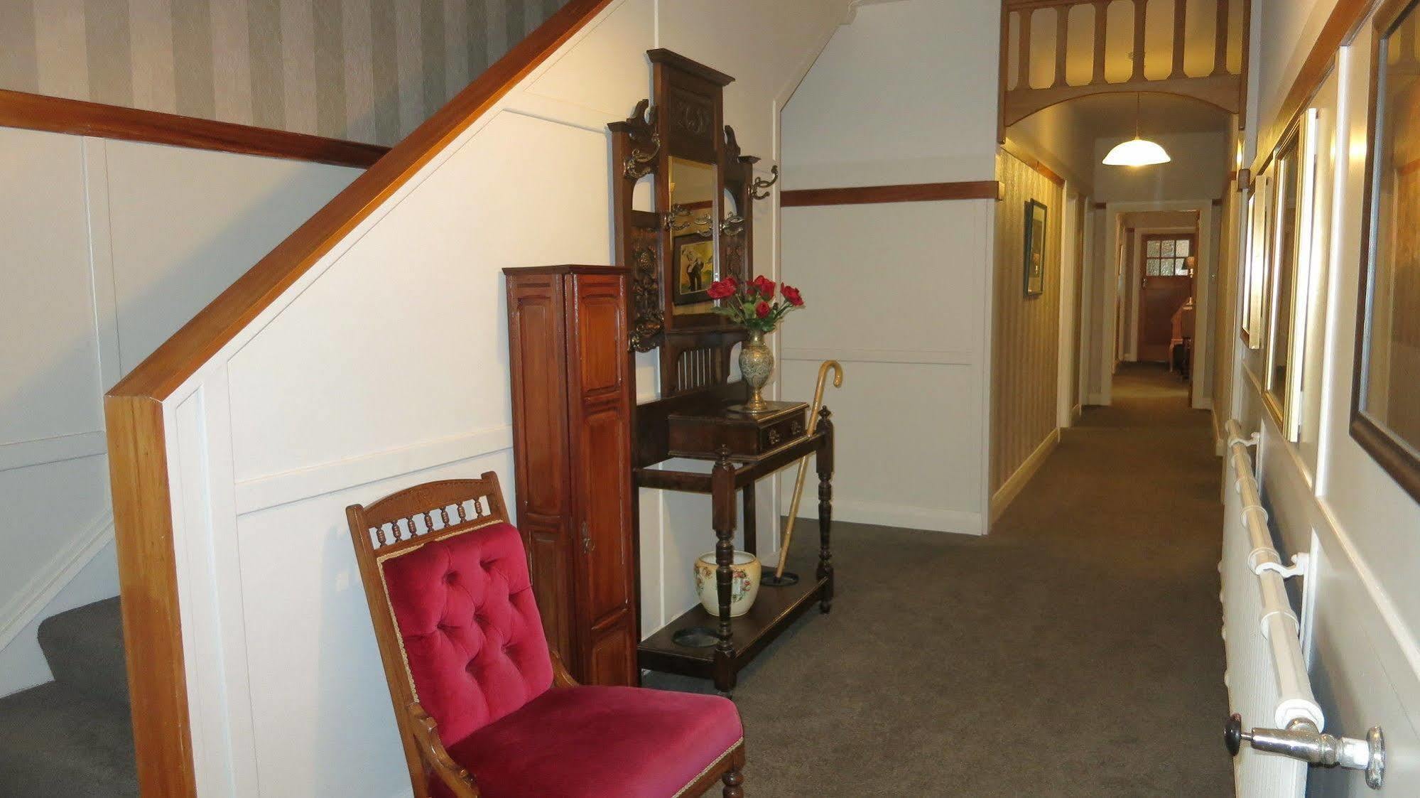 هانمر سبرينغز Cheltenham House المظهر الخارجي الصورة