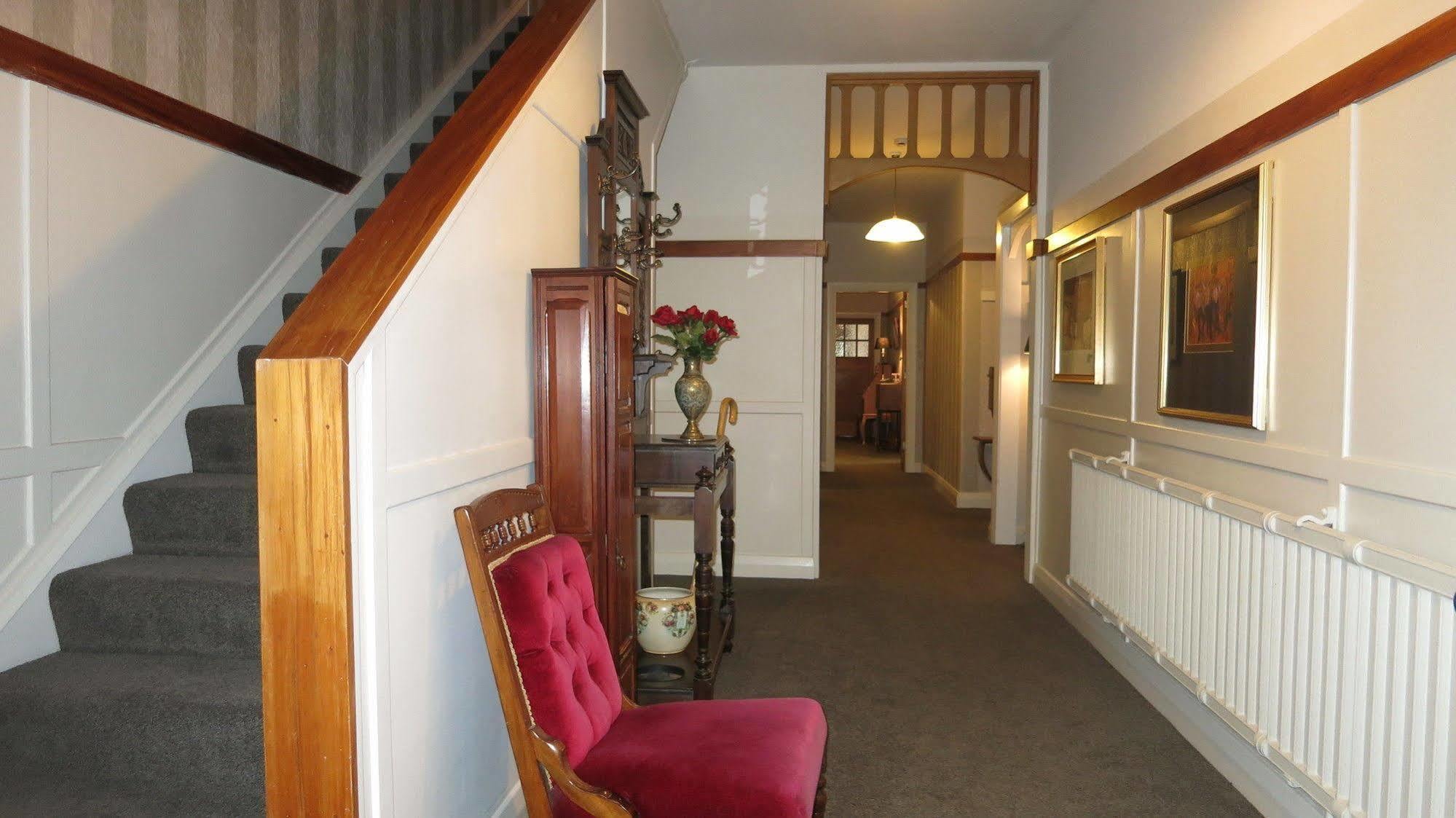 هانمر سبرينغز Cheltenham House المظهر الخارجي الصورة